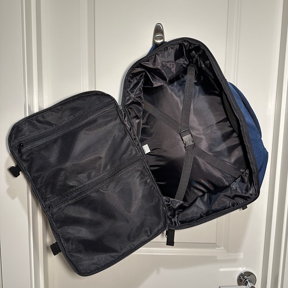 ECO HUB - Travel Backpack 🎒, Navy Blue, NWOT - Picture 9 of 14